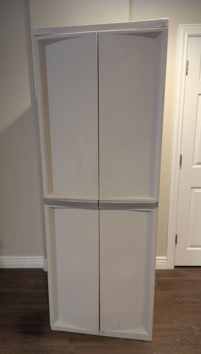 Sterlite 4-Shelf Utility Cabinet