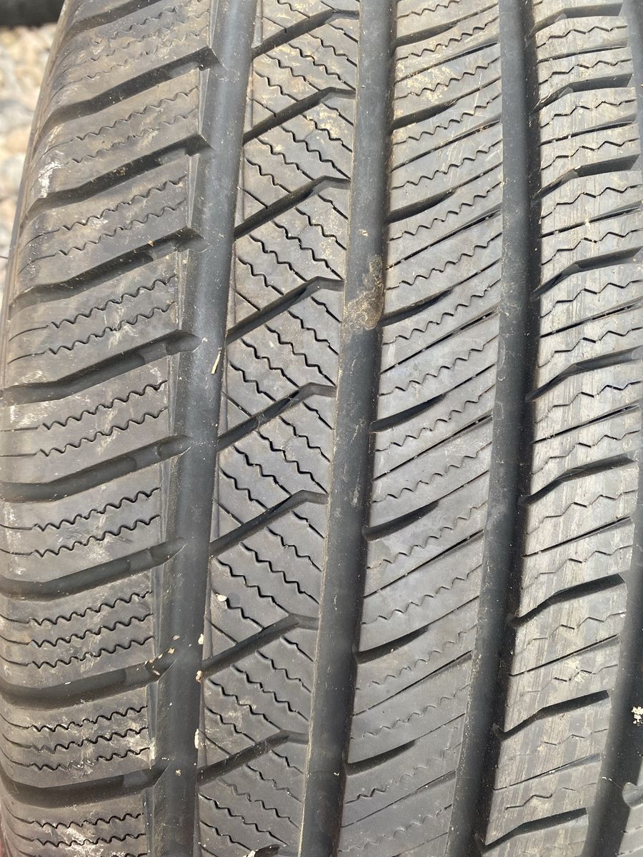 Summit Ultramax 225/60R17