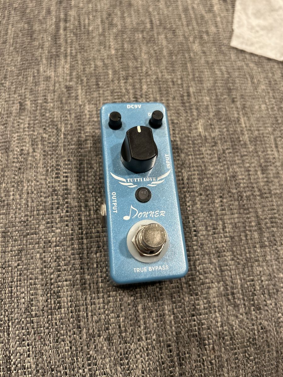 Guitar Pedal - Chorus Donner Titti Love