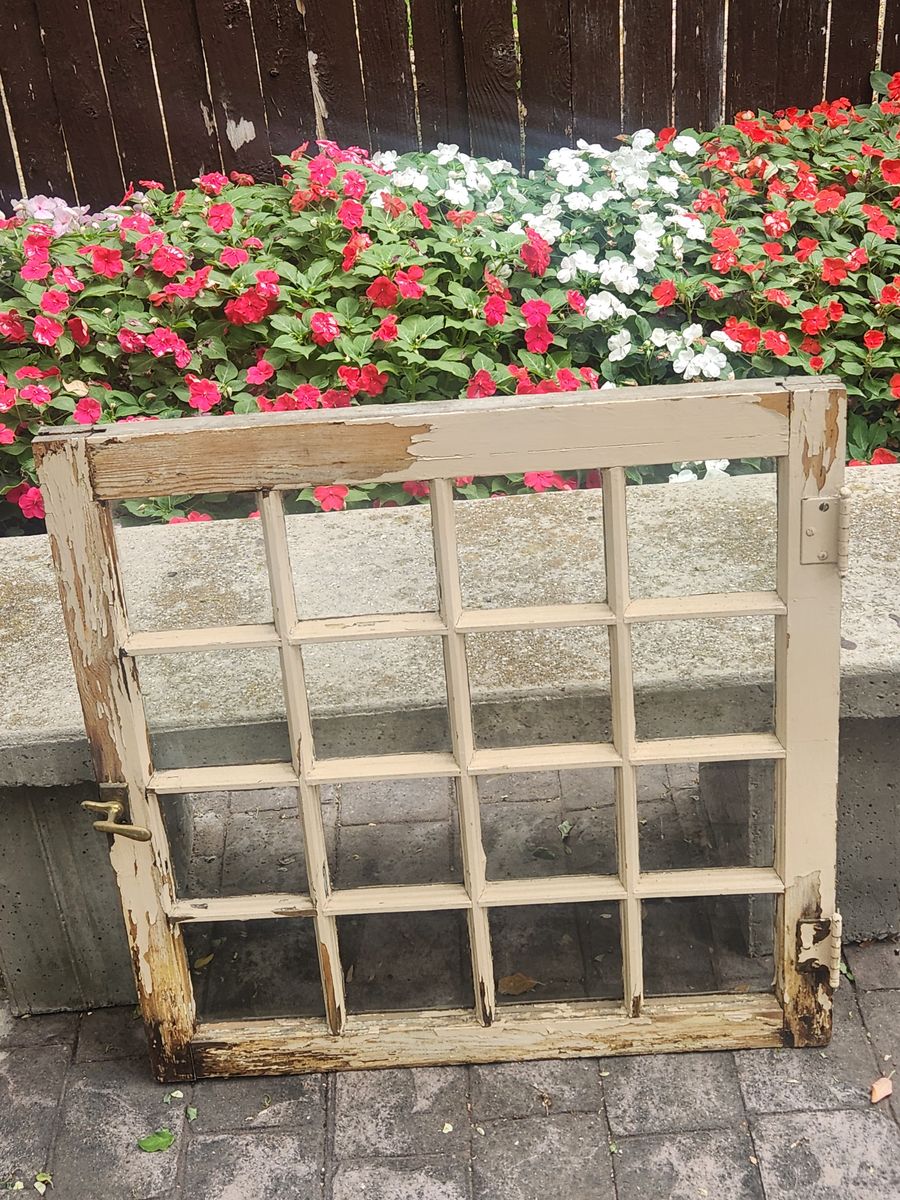 Beautiful vintage 16 pane window original