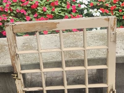 Beautiful vintage 16 pane window original