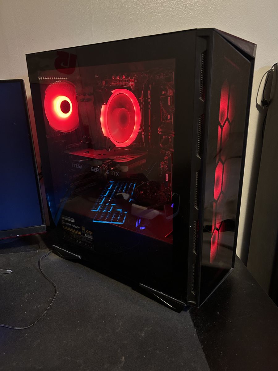 MSI Aegis R Gaming PC Bundle – i7-13700F, RTX 4060, 27" Monitor, Keyboard & Mouse