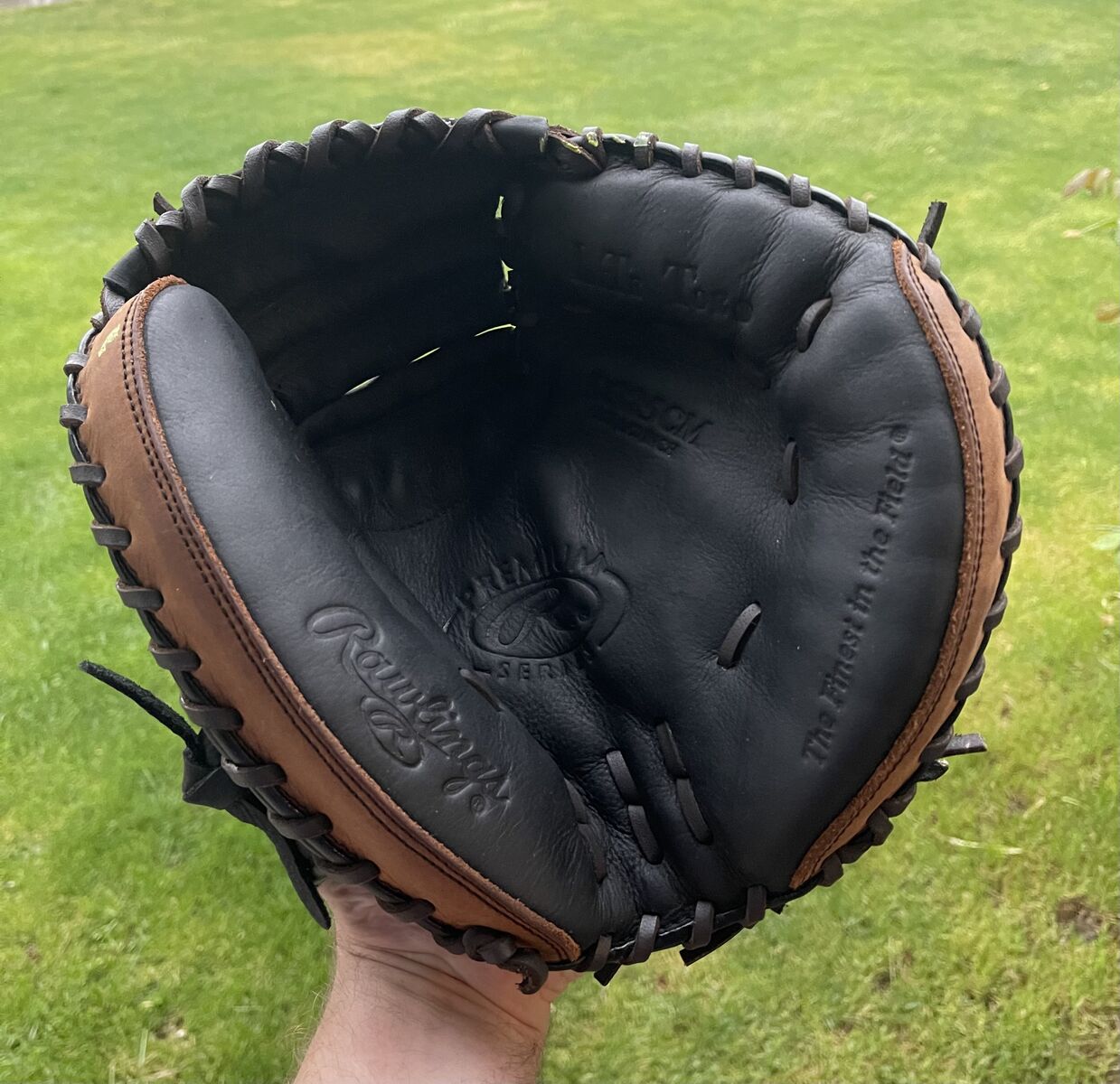 Rawlings 32.5 in. Baseball Catchers Glove