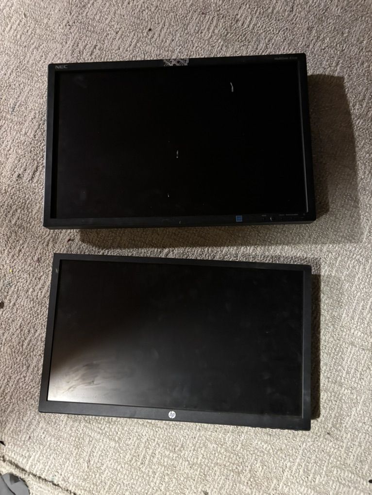 6 assorted Computer Moniters