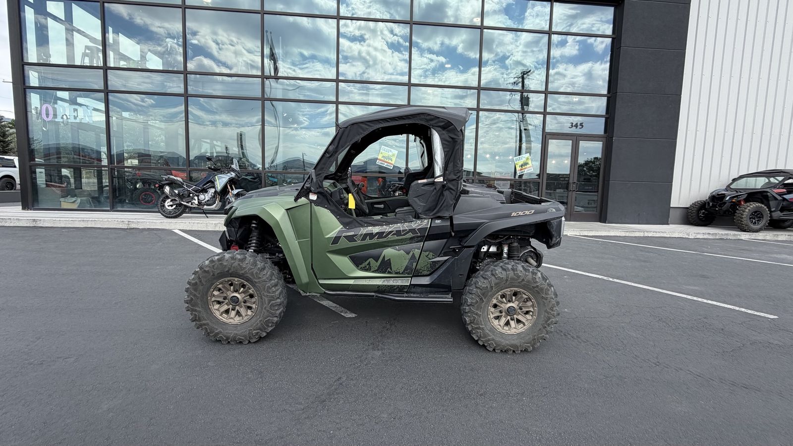 Yamaha RMAX 1000 Side-by-Side UTV
