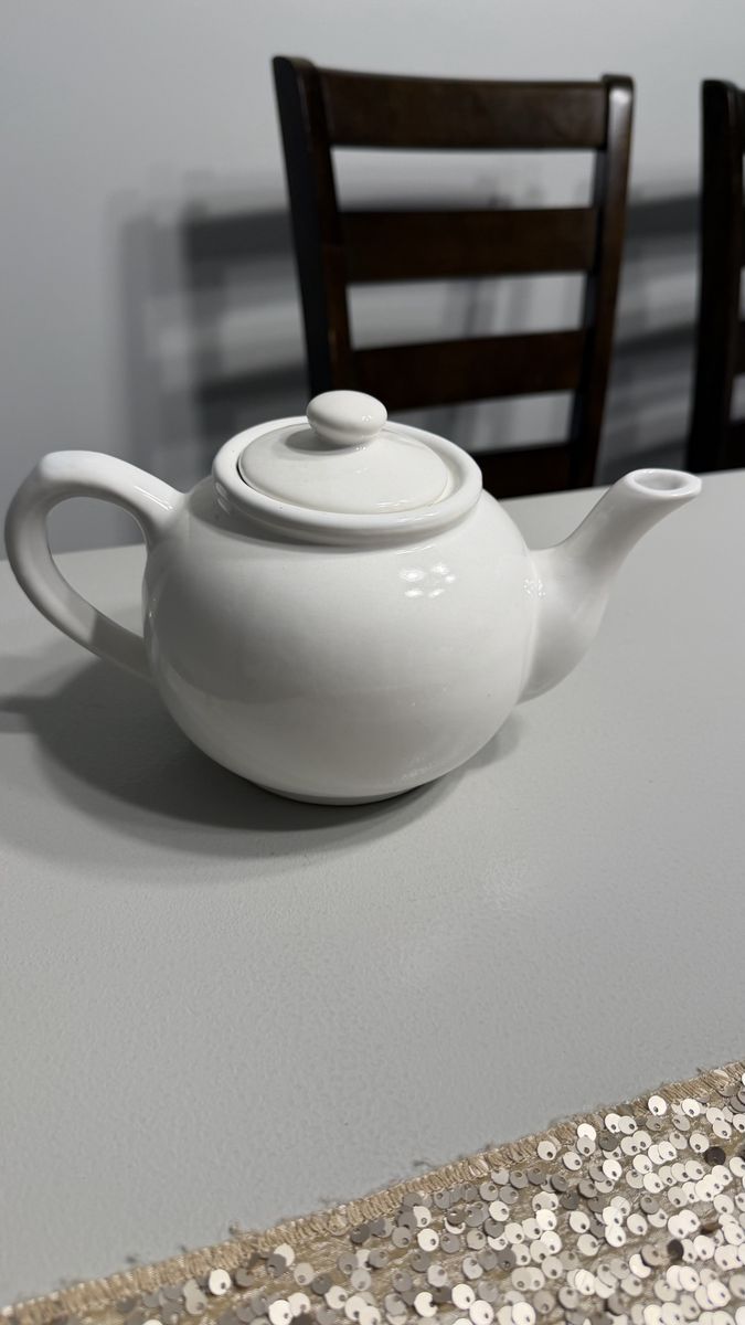 White Ceramic Teapot with Lid