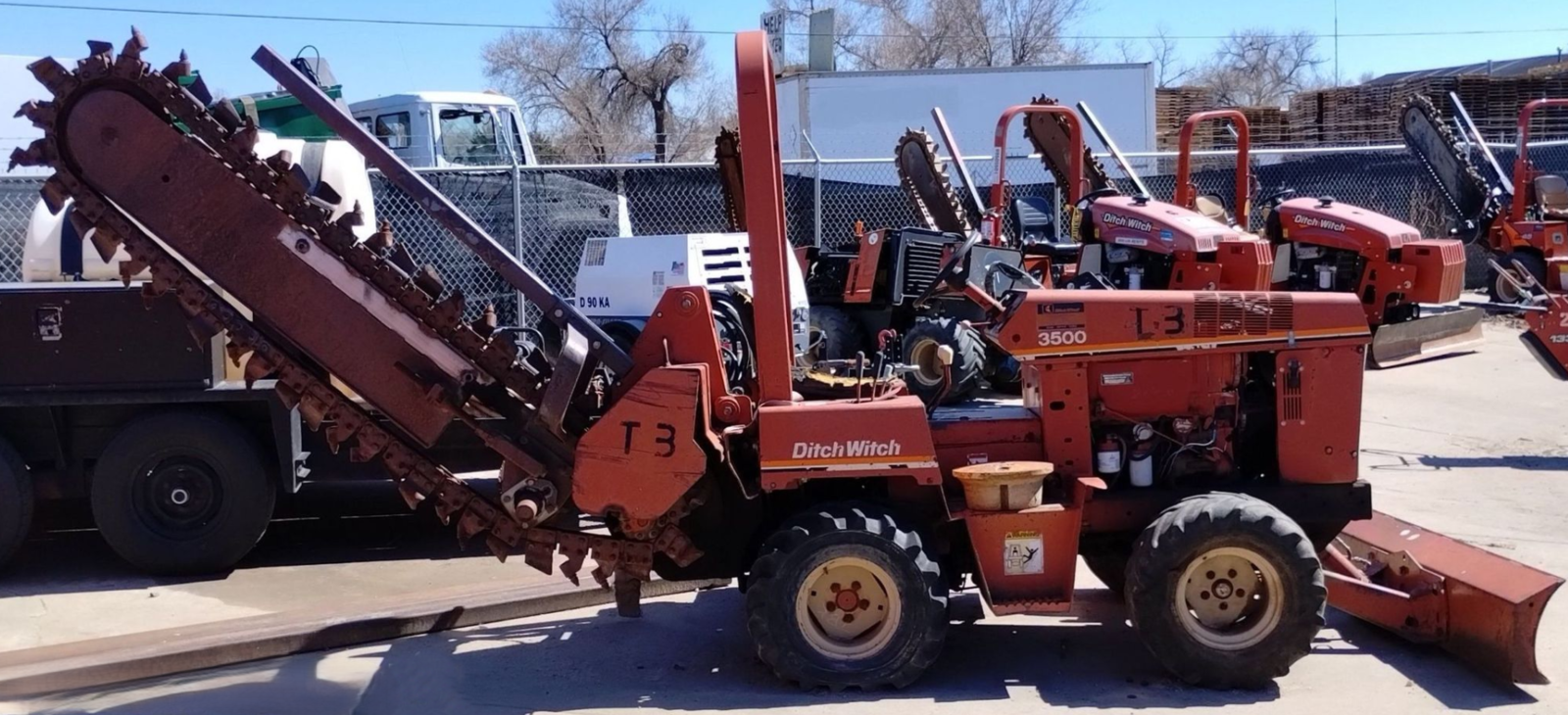 Ditchwitch Utility Construction Machine Diesel Power Air Cooled Industrial Engine Hydro Drive Trencher Ditch Witch Trenching
