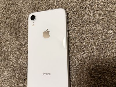 Unlocked iPhone XR 256GB White