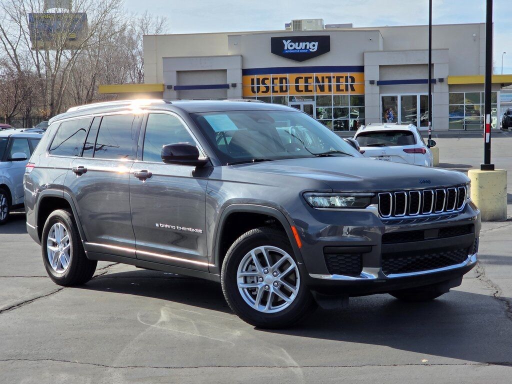 2023 JEEP GRAND CHEROKEE Laredo