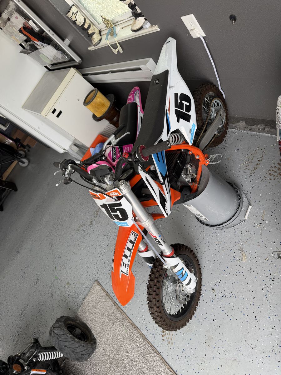 2021 KTM SX-E 5 (Electric) – ONLY 8.5 HOURS – LIKE NEW