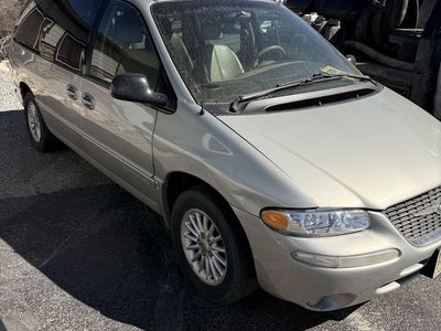 1999 CHRYSLER TOWN AND COUNTRY