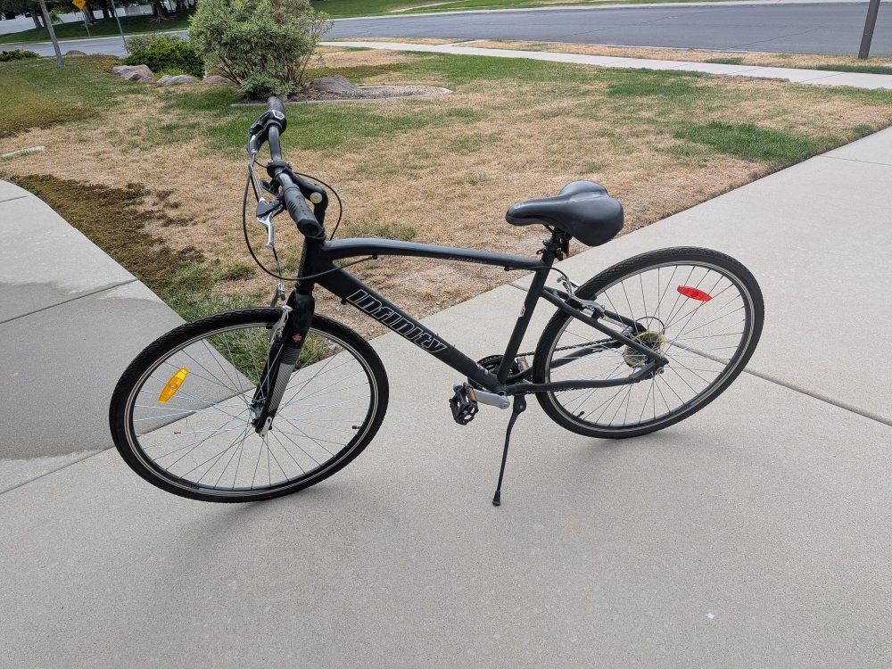 Infinity Boss Three Men's Hybrid Bike - Black, Shimano Components, Good Condition