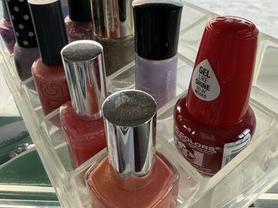 Nail Polish (Assorted Colors) and Organizer