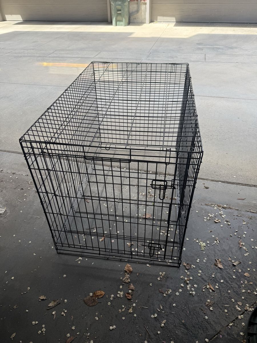 XL Dog Kennel