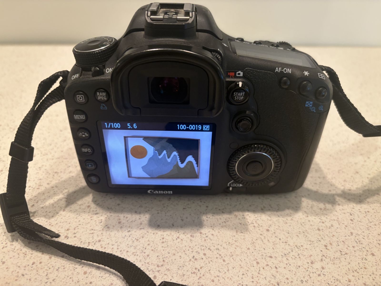 Main image 4