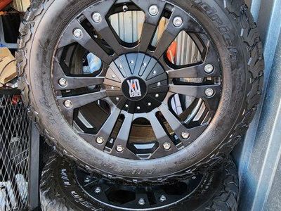 2018 tundra wheels and tires 20x9 monster xd serie