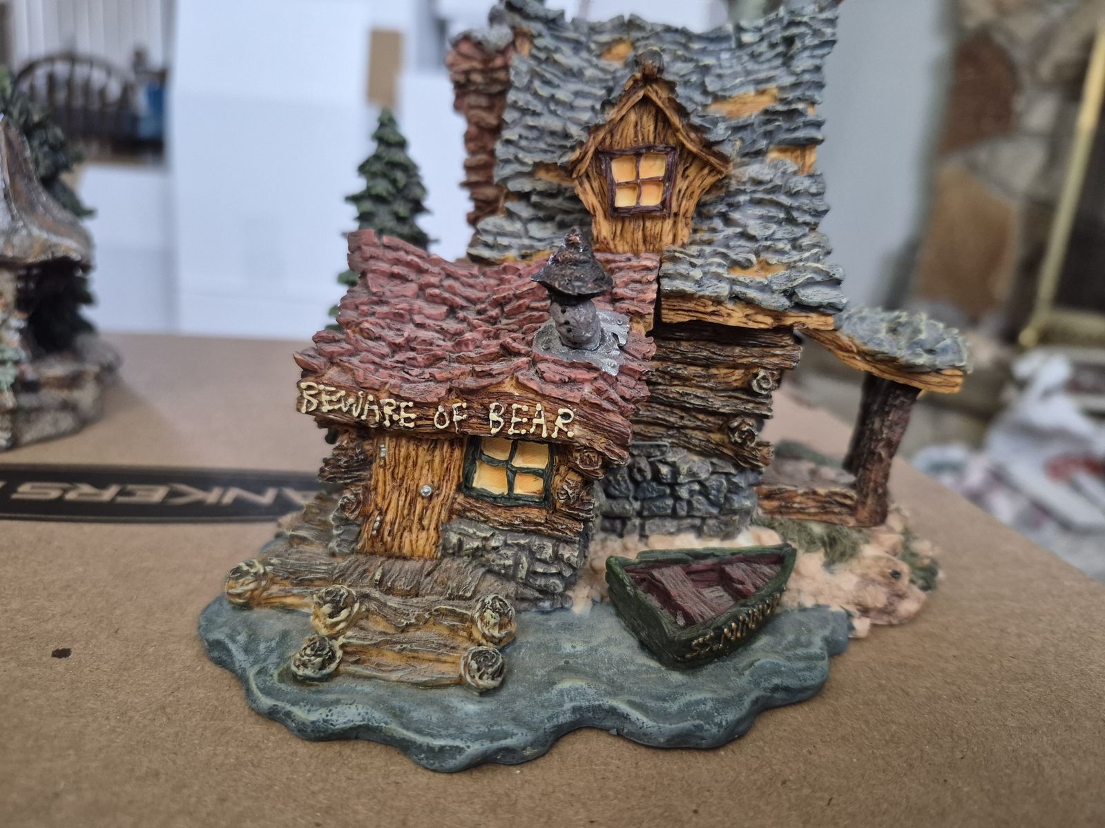 Main image 4