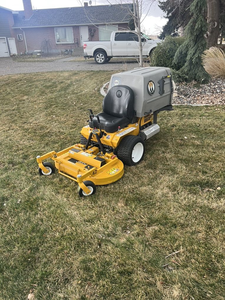 Walker C19i Lawn Mower