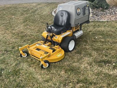 Walker C19i Lawn Mower