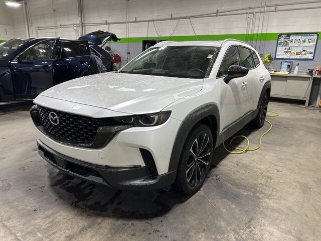 2025 Mazda CX-50 2.5 S Premium Plus