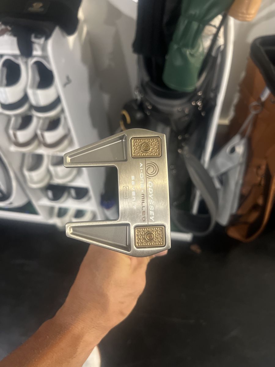 Odyssey Ai-One Milled Seven Golf Putter - Right Handed, Excellent Condition