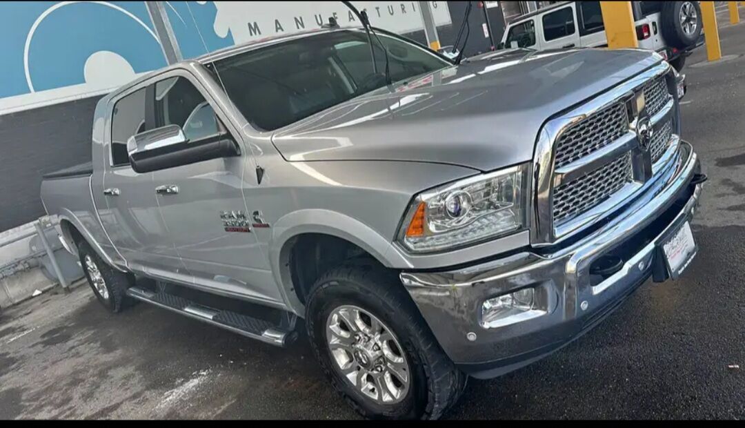2018 RAM 3500 Laramie