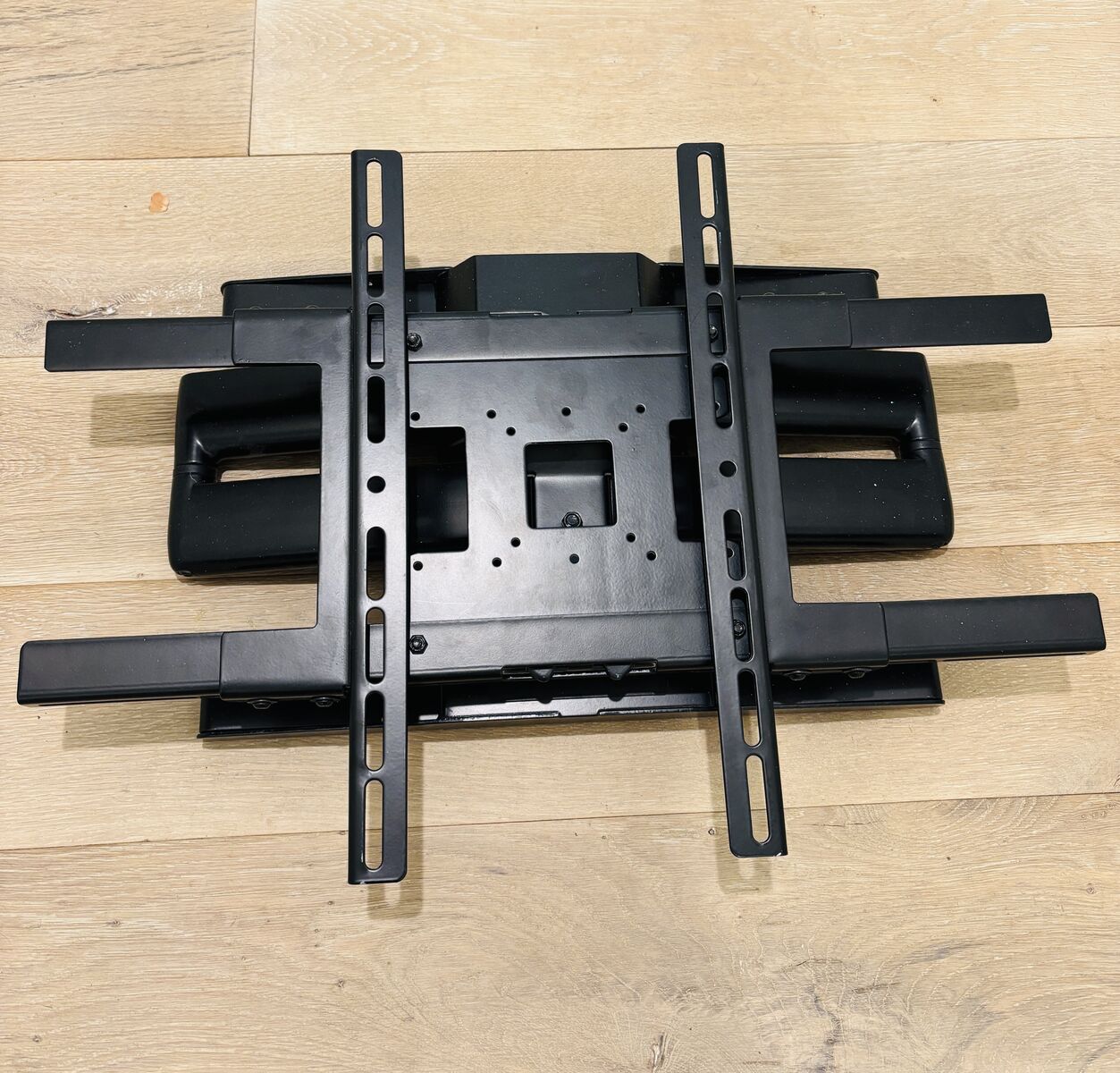 Simplicity Flat Screen Wall Mount