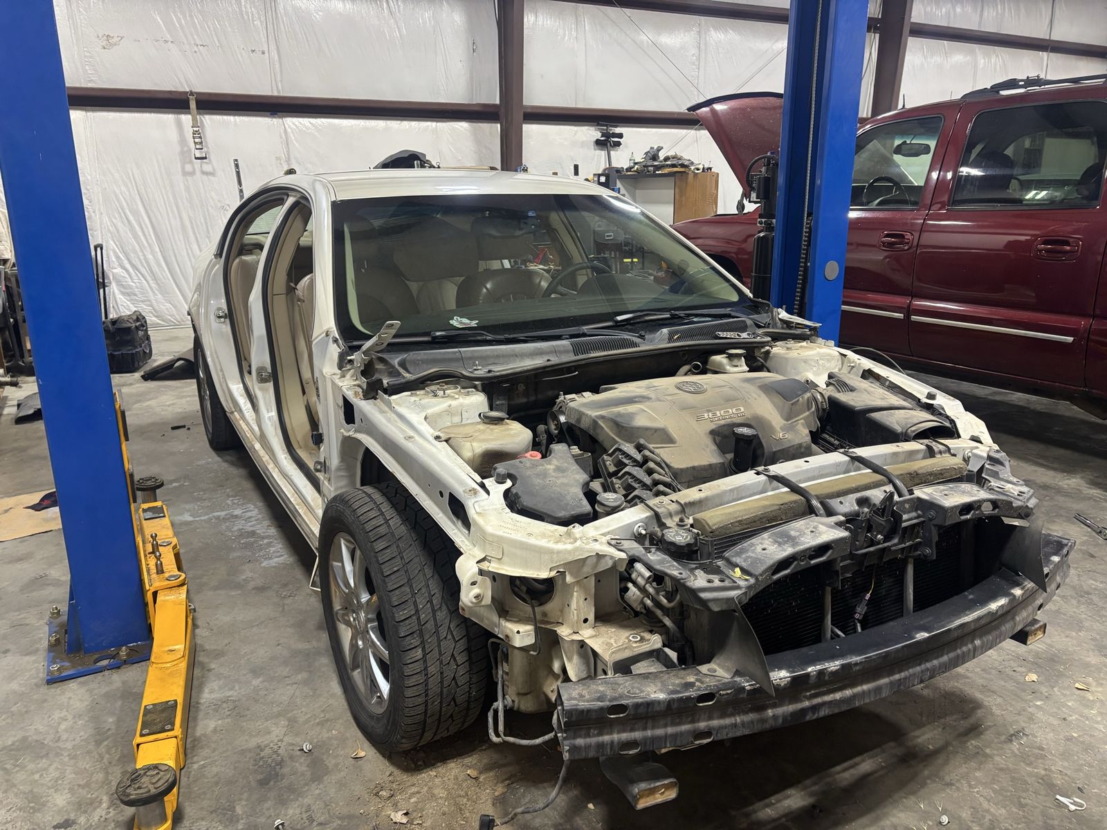 2008 Buick Lucerne CXL full part out