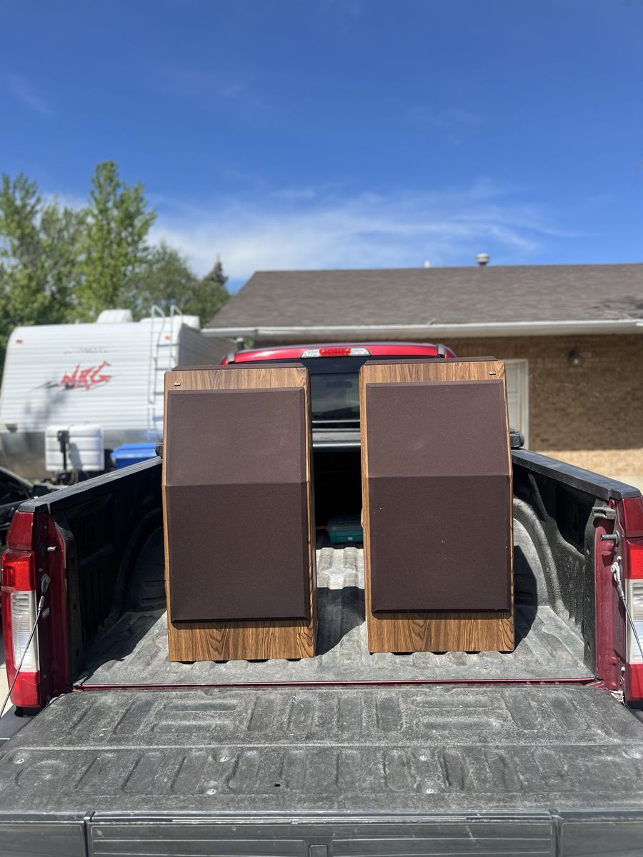 DBX Soundfield V1 Speakers – Vintage 5‑Way System