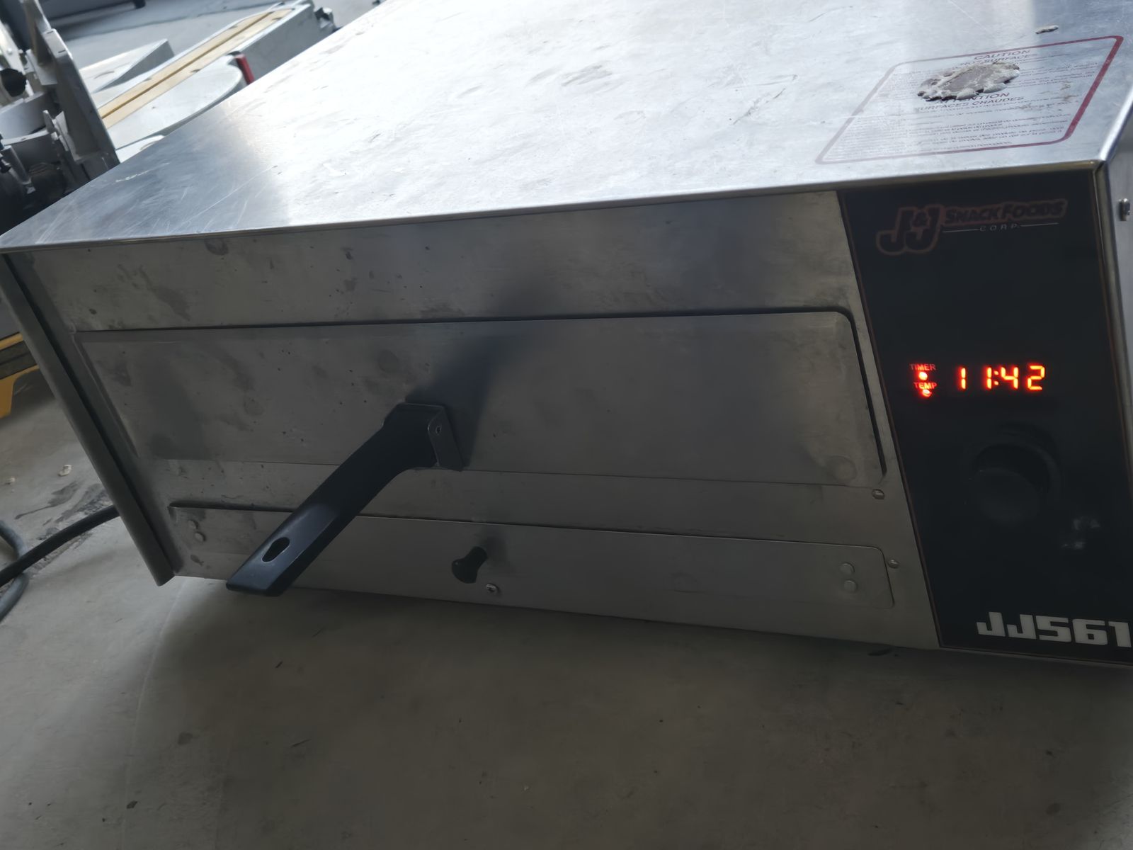 J&J Snack Foods Corp. JJ561 Commercial Pizza Oven