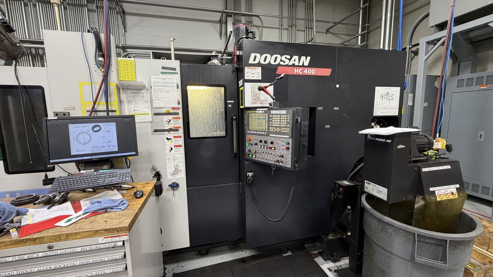 2011 Doosan HC 400 horizontal pallet mill