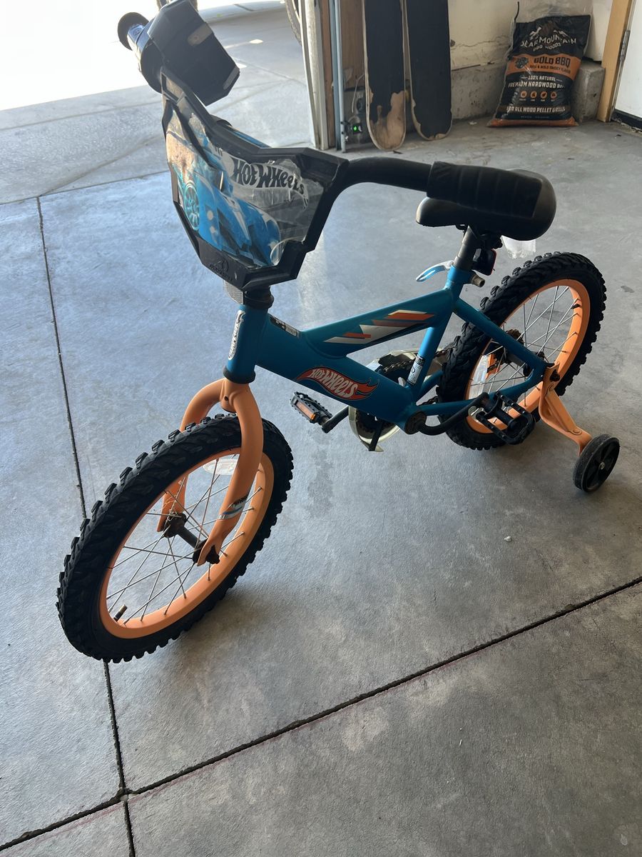 Hot wheels kids bike
