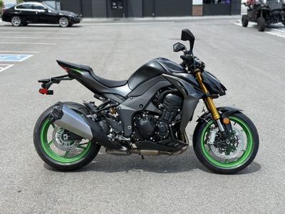 2026 Kawasaki Z1100 SE ABS Metallic Matte Graphene
