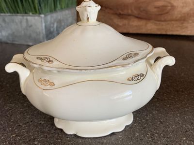 Homer Laughlin Virginia Rose Covered Sugar Bowl and Creamer Set