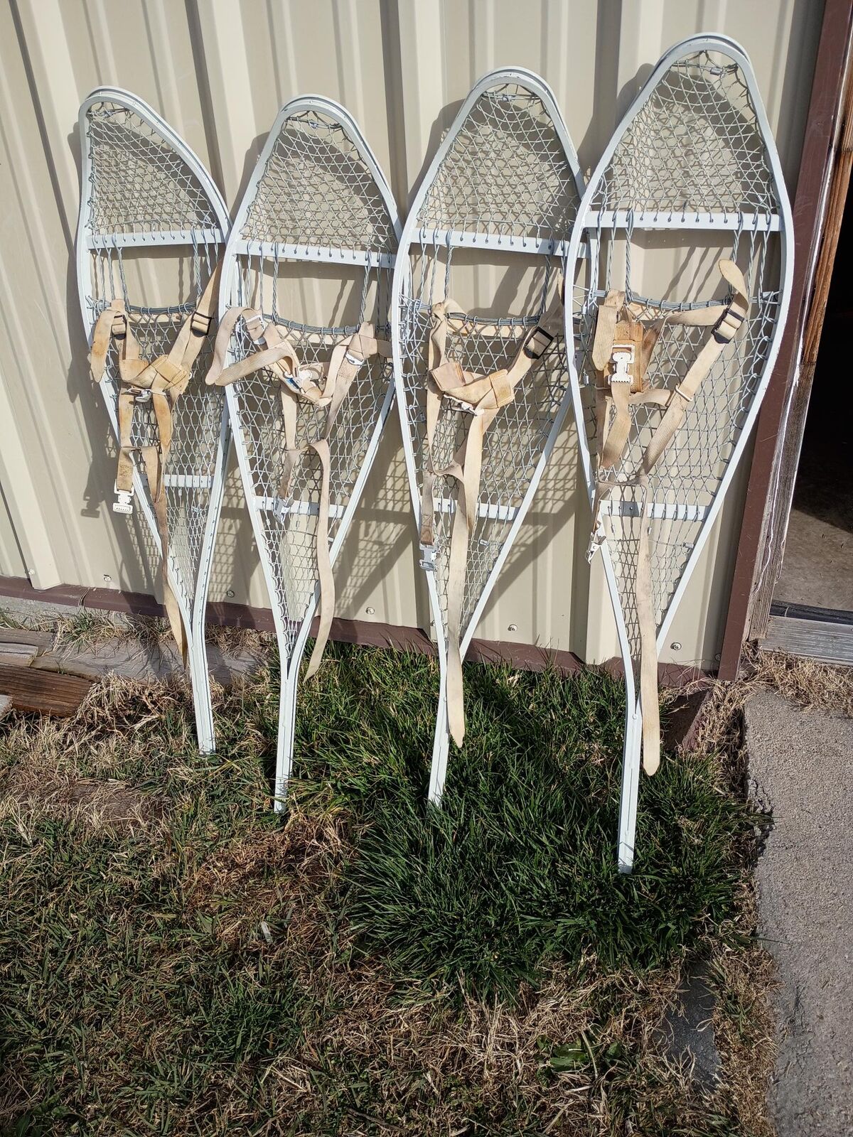 2 pair, military snowshoes, Ultra Strong Magnesium Frame 46”