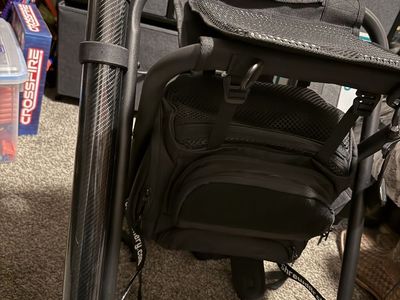 Shrewd archery chair/ backpack