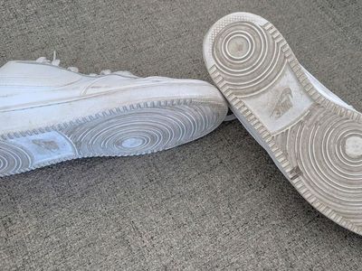 Nike White Sneakers – Size 10 – Good Condition