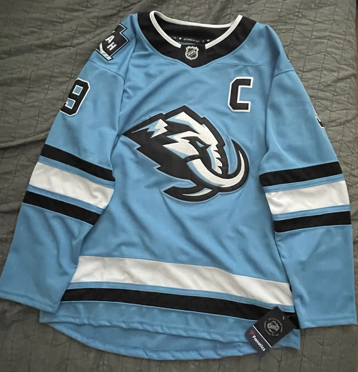 XL Utah Mammoth Alternate Jersey Clayton Keller 9 New with Tags