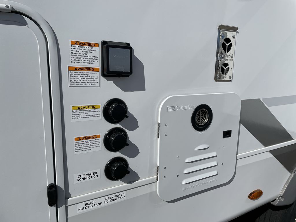 Main image 10