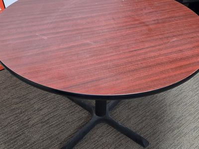 Round Consultation Table