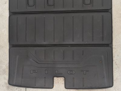 Honda Pilot 2023-2026 floor and cargo mats