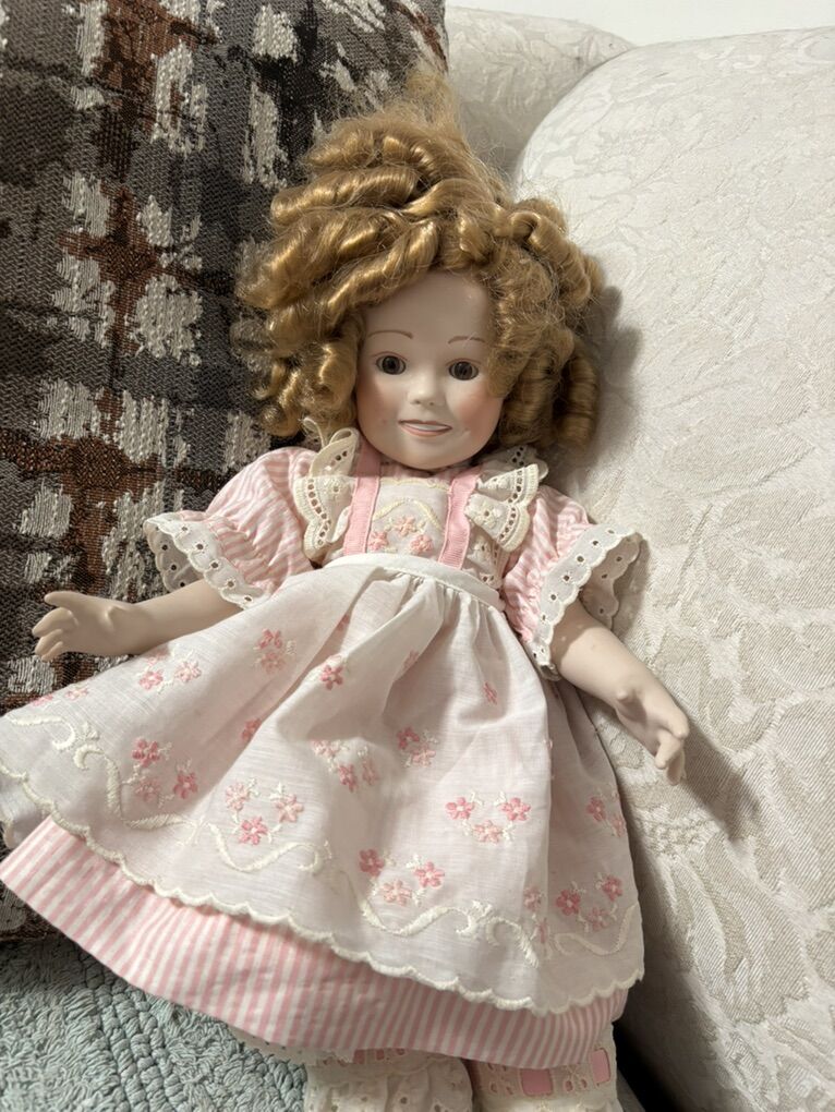 17” 1982 Shirley Temple Doll Porcelain Curly Hair