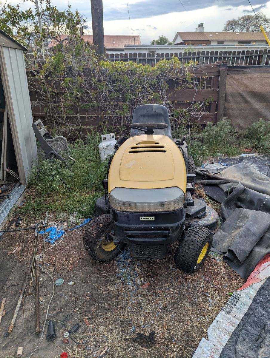 Stanley riding lawn mower