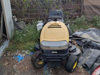 Stanley riding lawn mower