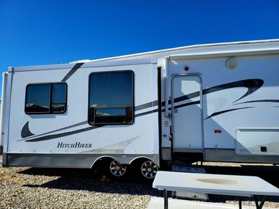 2010 HitchHiker Nu-Wa