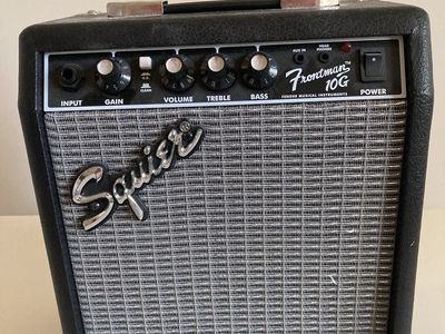 Squire Frontman 10G amp