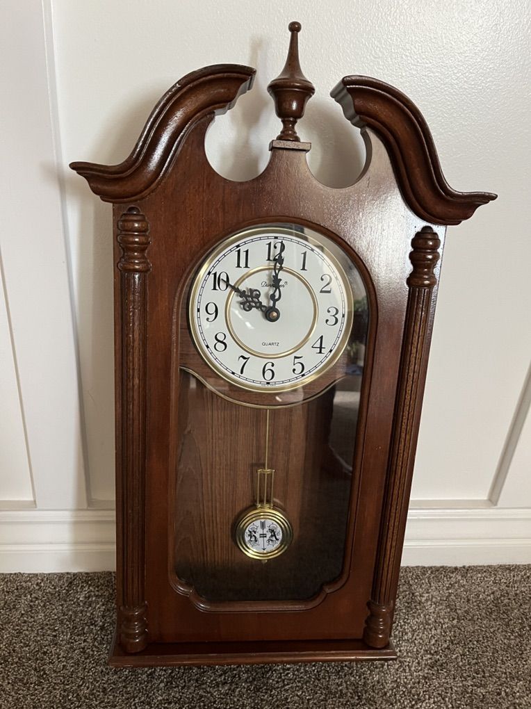 Dunhaven Quartz Wall Clock