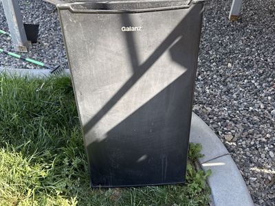Galanz Mini Fridge Black Compact Refrigerator with Freezer