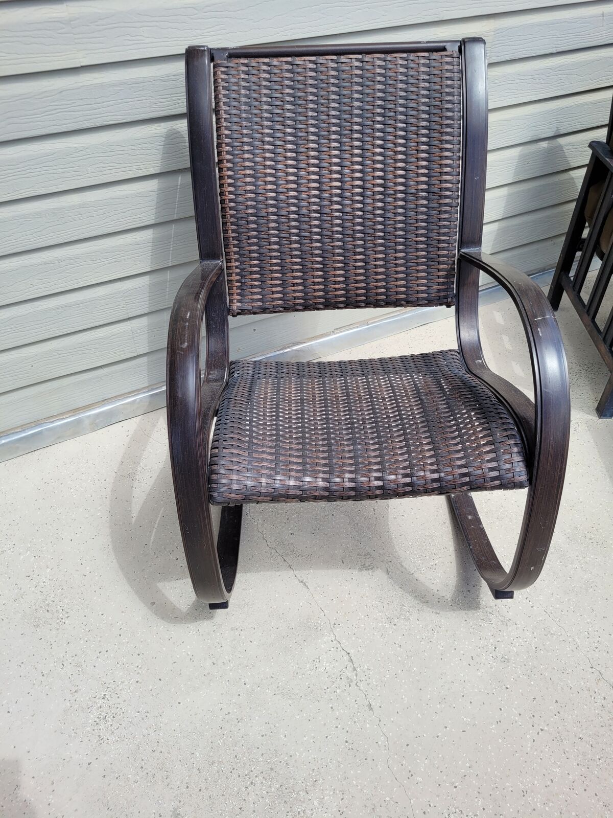 Awesome outdoor rocking chair