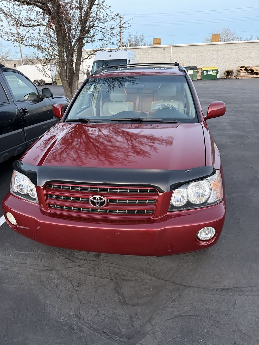 2003 TOYOTA HIGHLANDER Limited